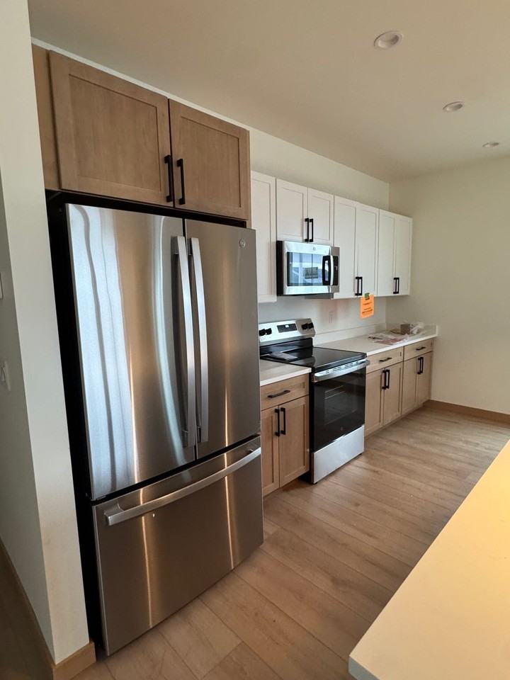 603 Holstein Way - Photo 4 of 9