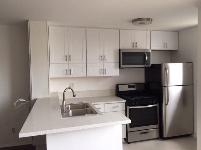 11730 W Sunset Blvd, Los Angeles, Ca, #118 - Photo 5 of 7