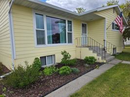 featured image of 611 E Lewis St