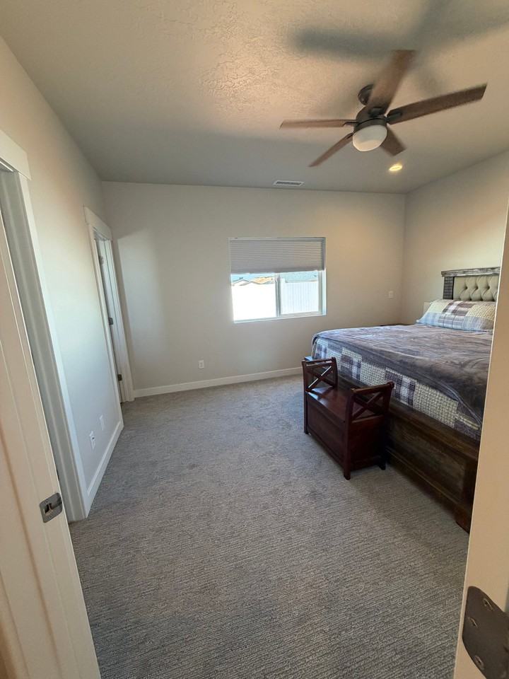 419 Tiffanee Way - Photo 3 of 12