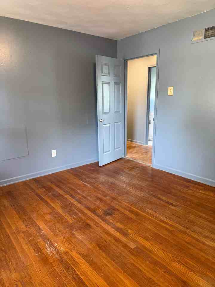 3047 Carnes Ave - Photo 6 of 10