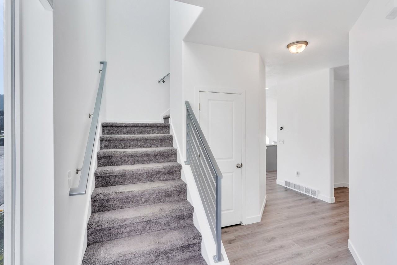 15167 S Wild Horse Way - Photo 5 of 30