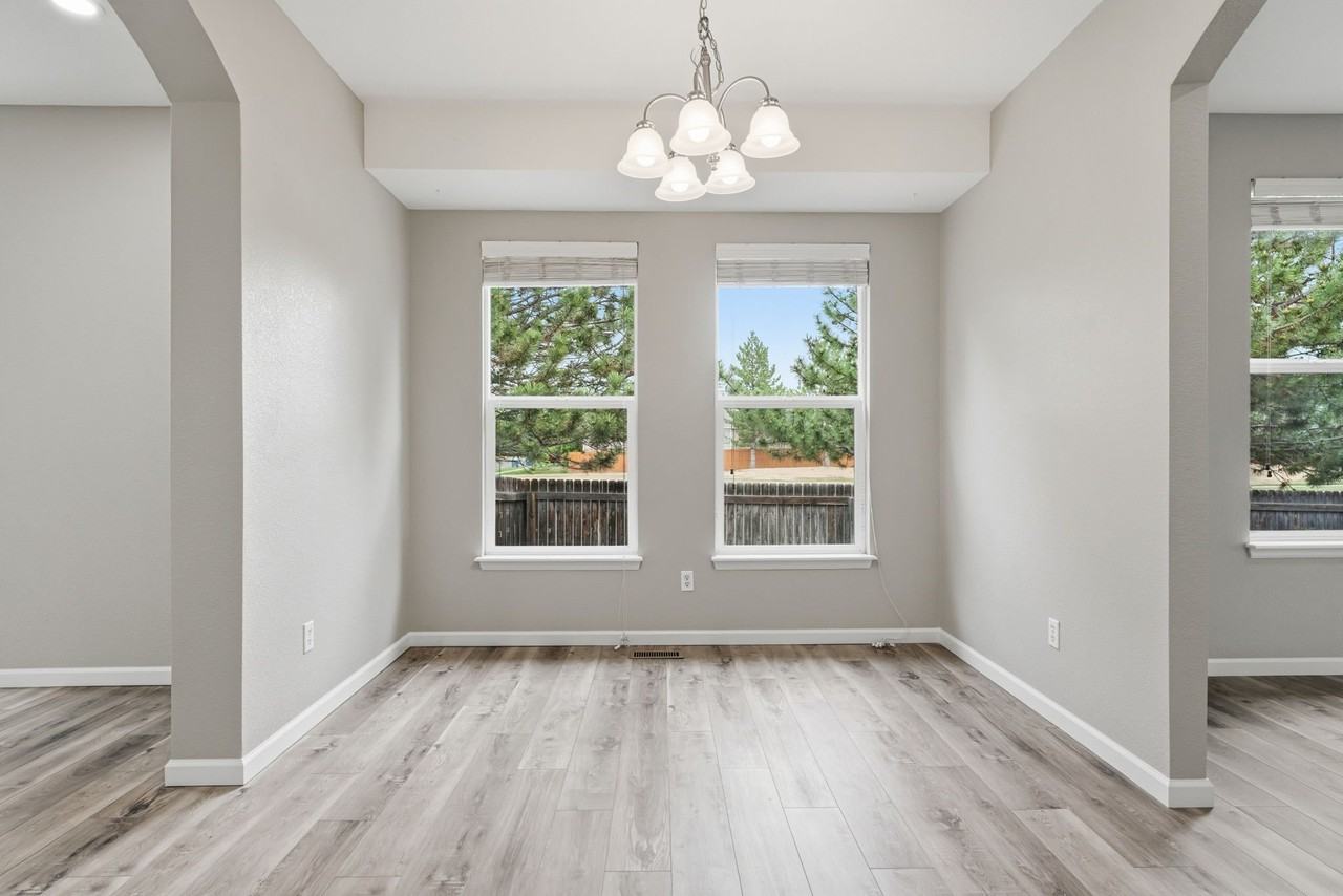 10464 Ursula St - Photo 5 of 16