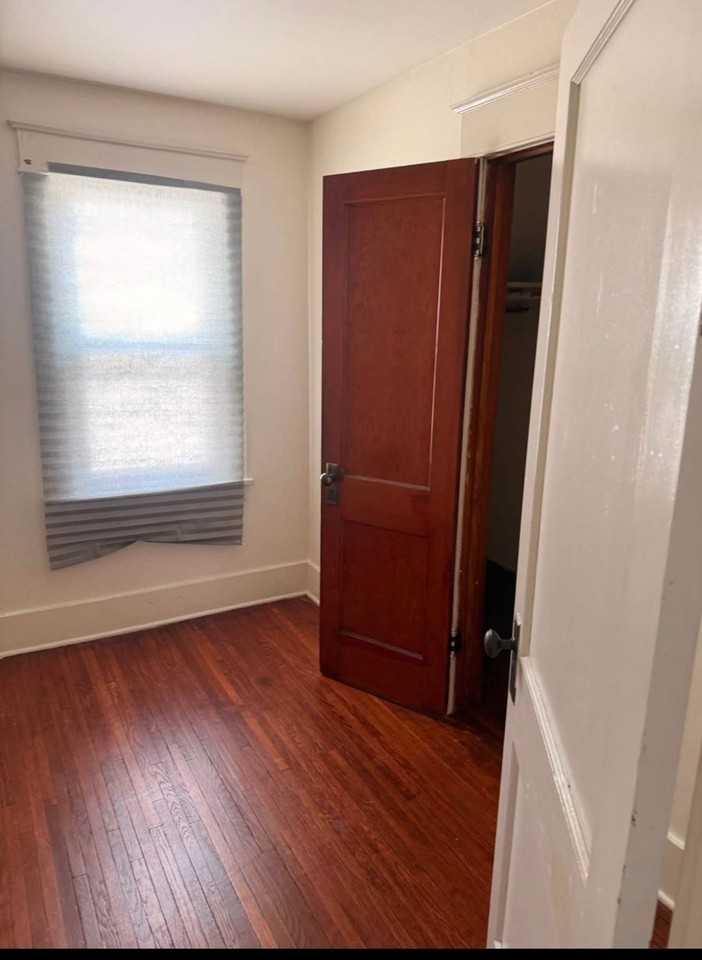 337 Wyoming Ave - Photo 3 of 13