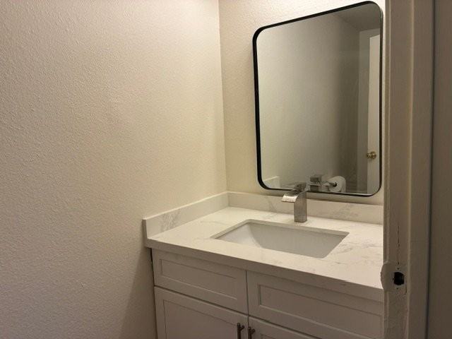 13176 Tonikan Dr - Photo 5 of 10