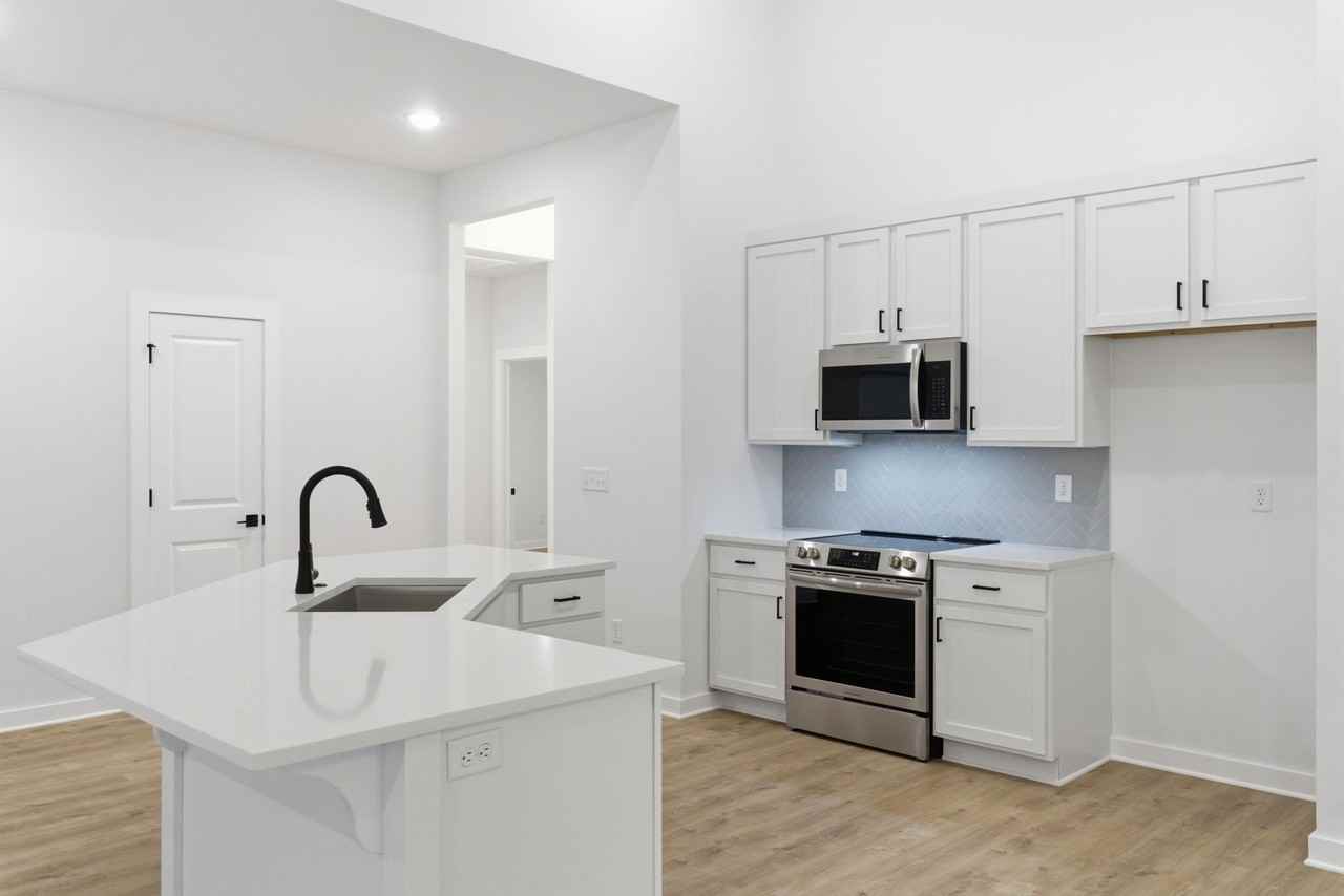 5 Saint Asaph Dr - Photo 5 of 20