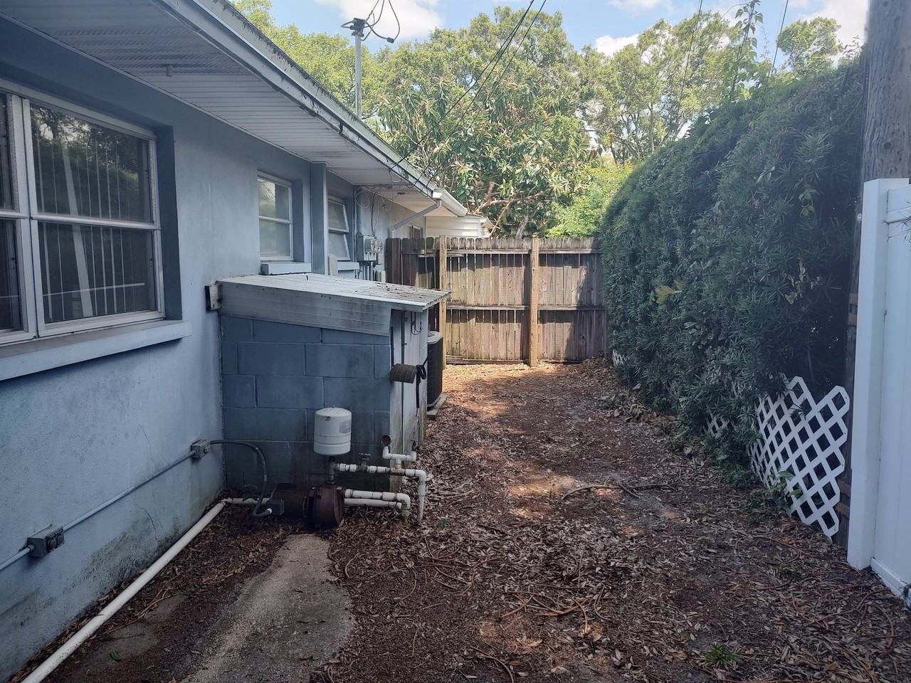 489 Jewel Ct #1 - Photo 2 of 17