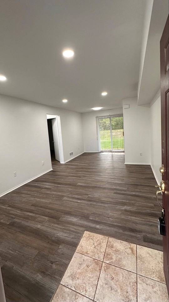 1524 Porter Cir - Photo 2 of 20