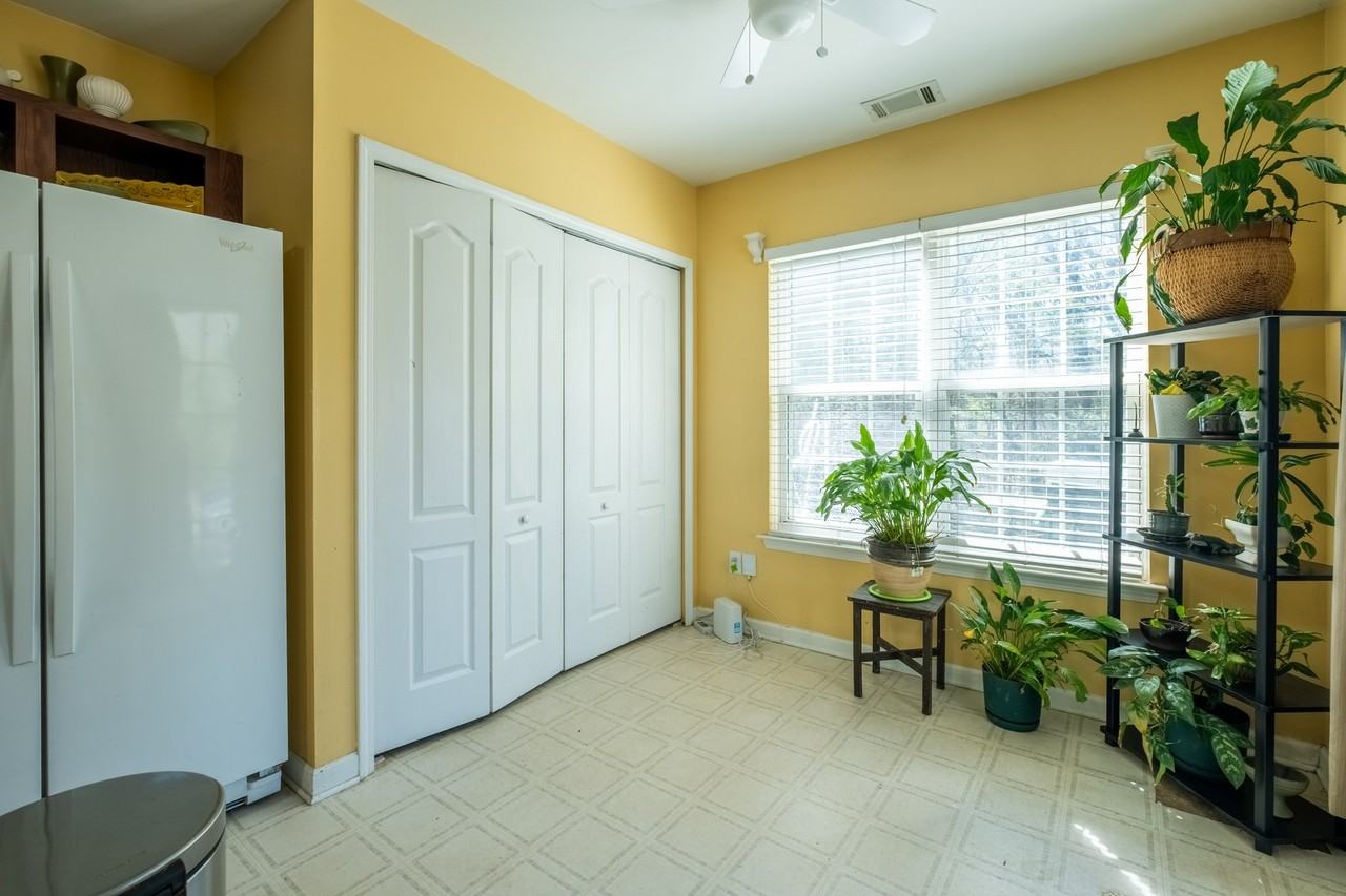 7618 Prairie Rose Ln - Photo 4 of 20