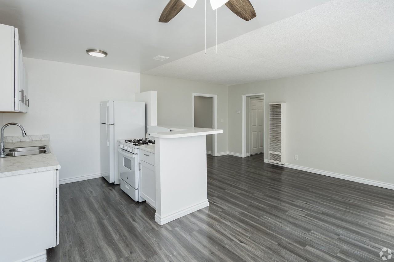 4737 S Slauson Ave #9 - Photo 6 of 12