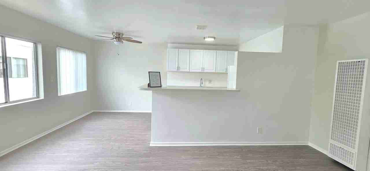 4741 S Slauson Ave #7 - Photo 4 of 12