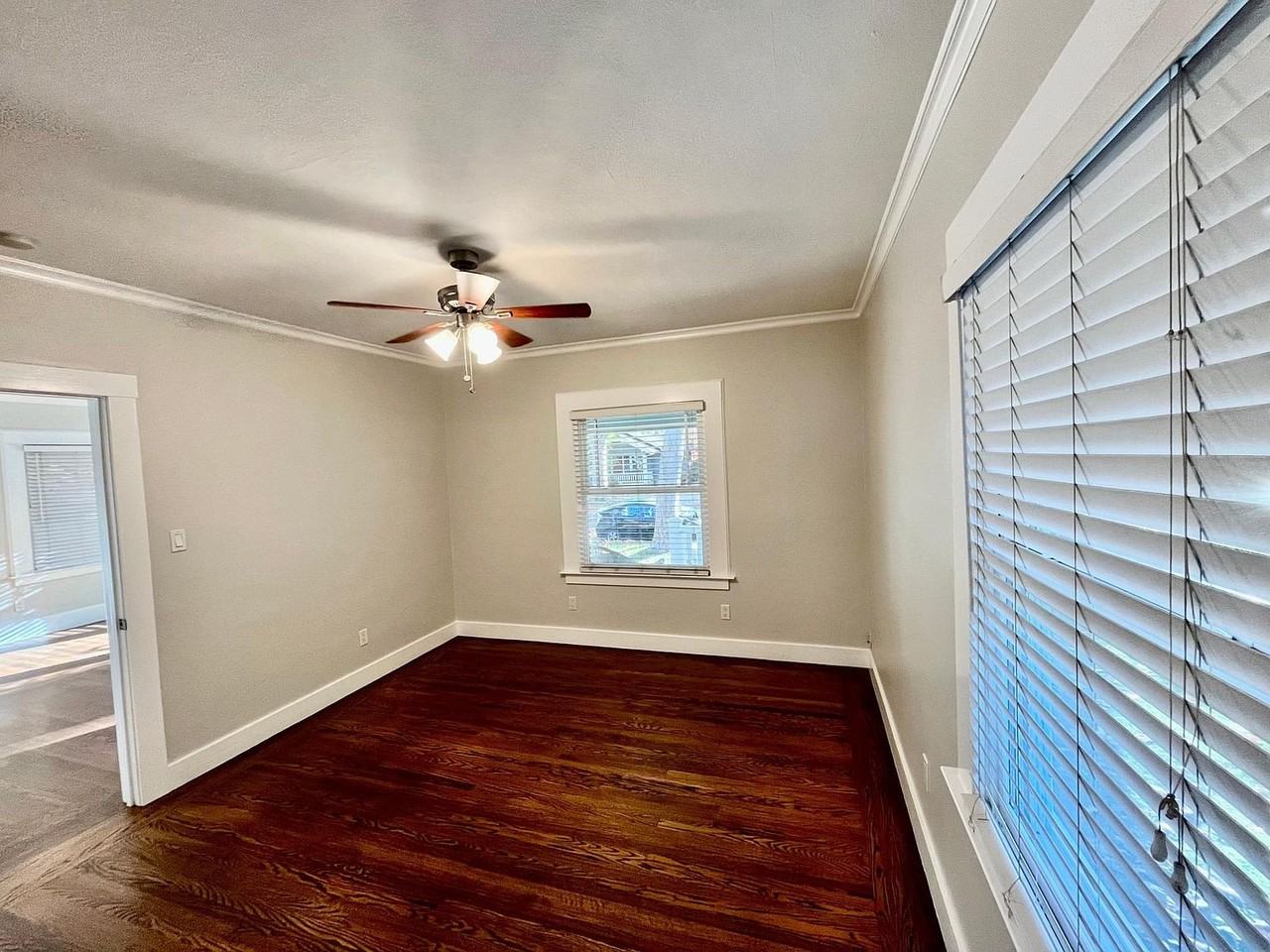 3249 D St - Photo 2 of 11