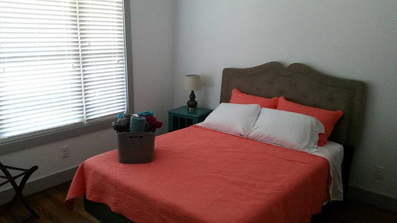 1619B 9th Ave N - Photo 6 of 11