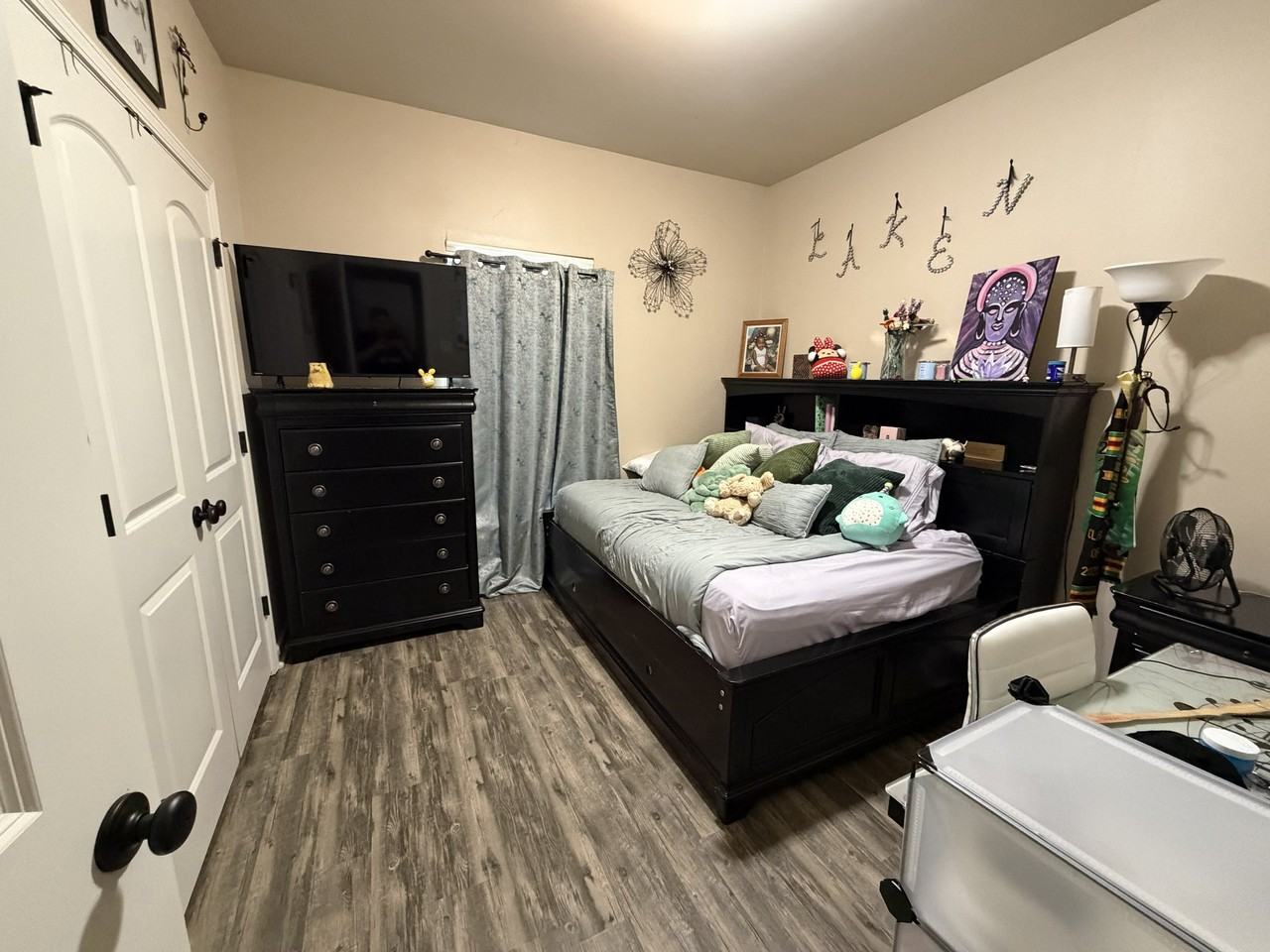 42481 Baystone Ave - Photo 3 of 18