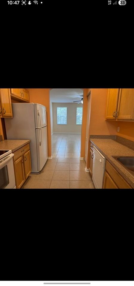 2131 Se Destin Dr - Photo 2 of 12