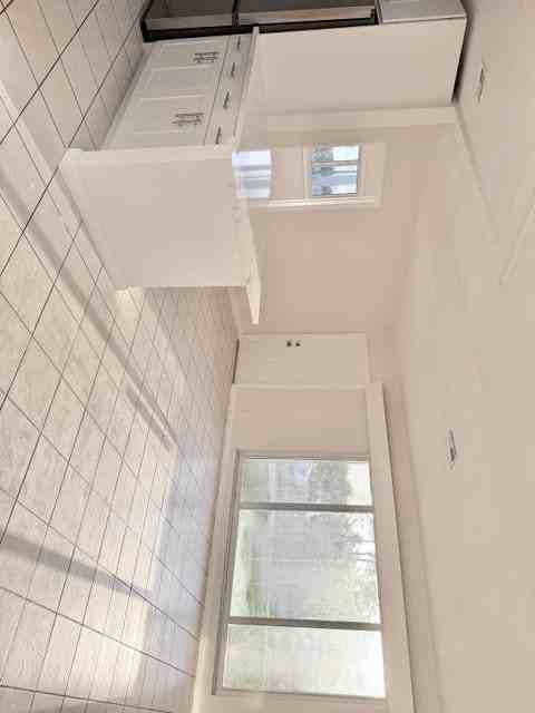 231 Ne 16th Ave - Photo 5 of 8