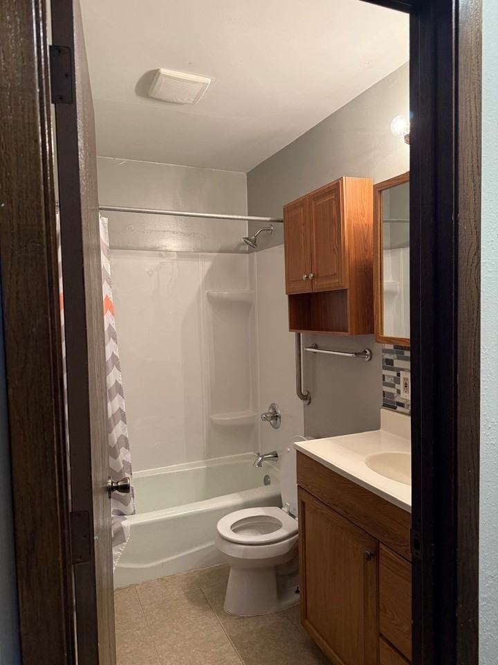 753 Robert St S #753 - Photo 6 of 12