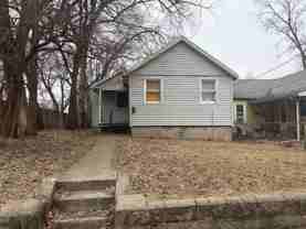 1829 S Stanley St - Photo 1 of 1