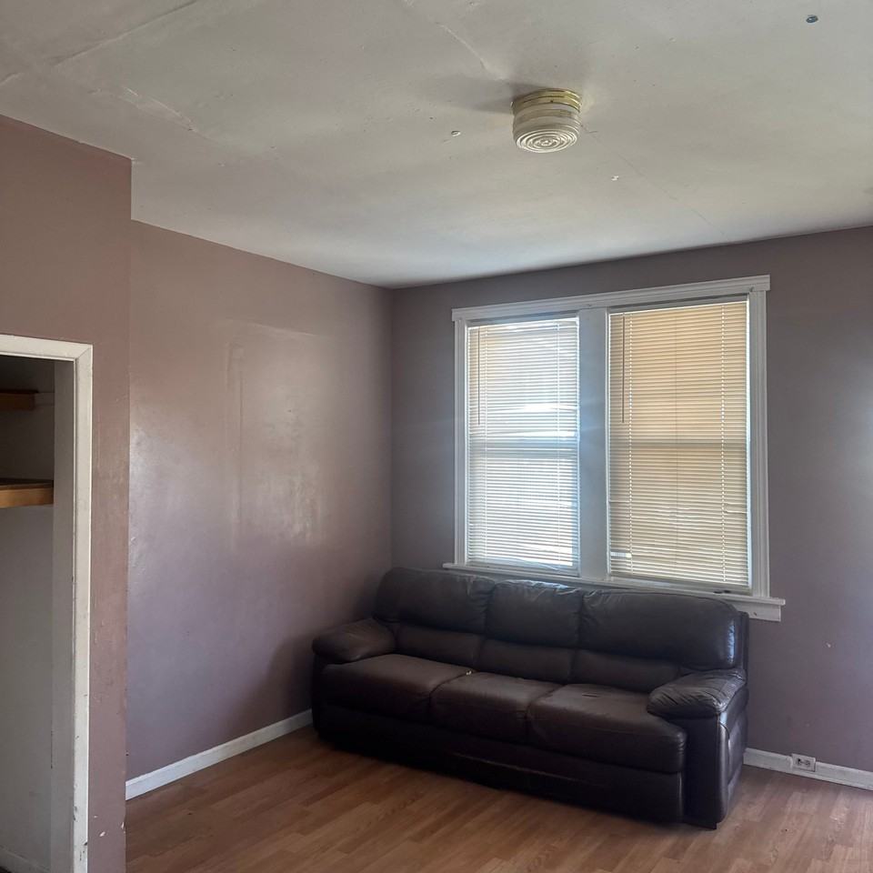4914 Plover Ave - Photo 4 of 20