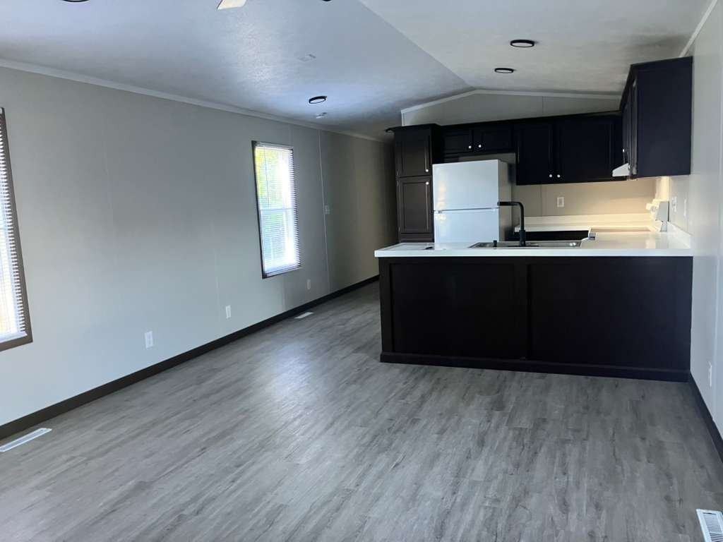 40 Deerwood Park - Photo 3 of 10