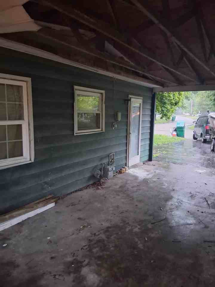 500 Saint Thomas Ln - Photo 2 of 20