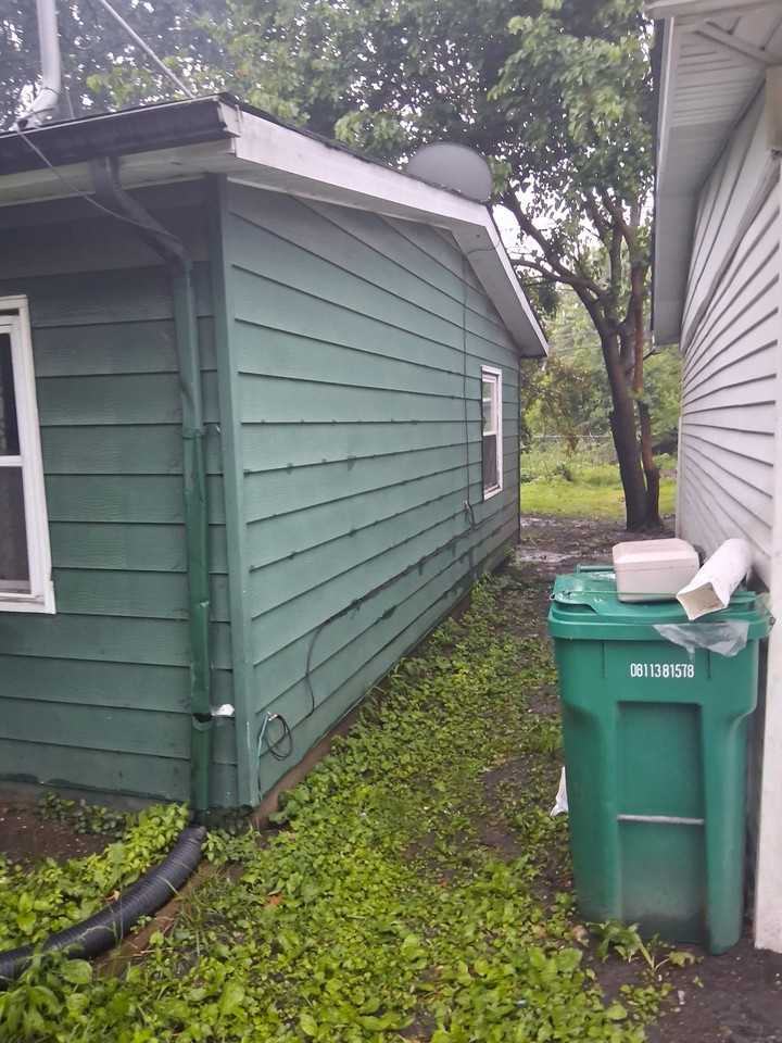 500 Saint Thomas Ln - Photo 4 of 20