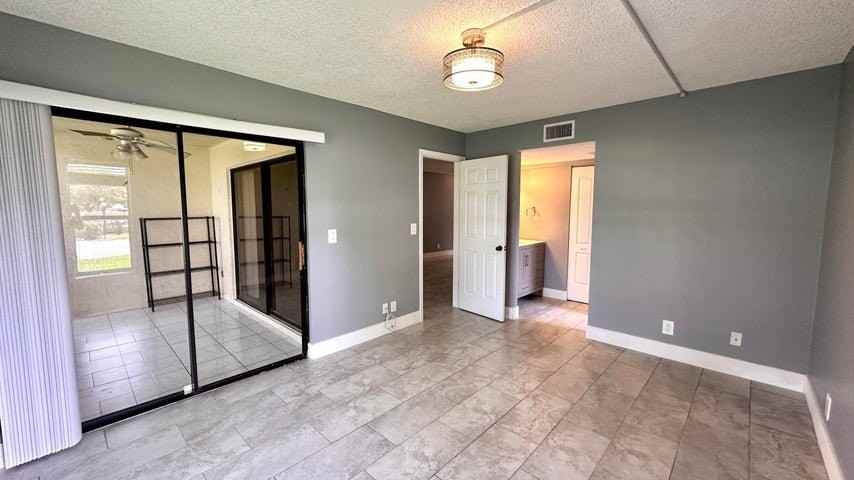 3119 Millwood Ter Apt M141 - Photo 7 of 8