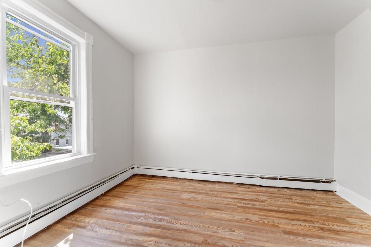 365 S Grant St #2 - Photo 7 of 9