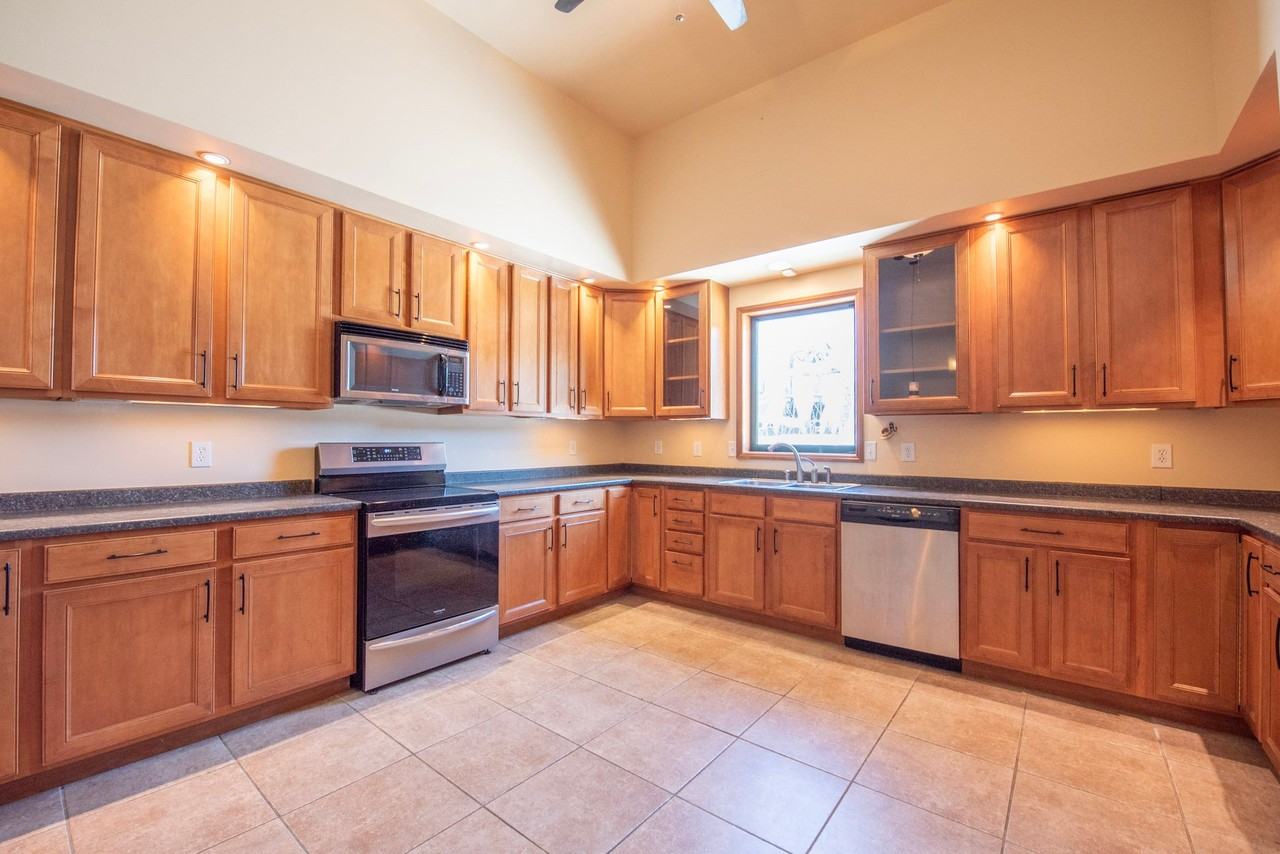 207 Jefferson Station Pl - Photo 3 of 16