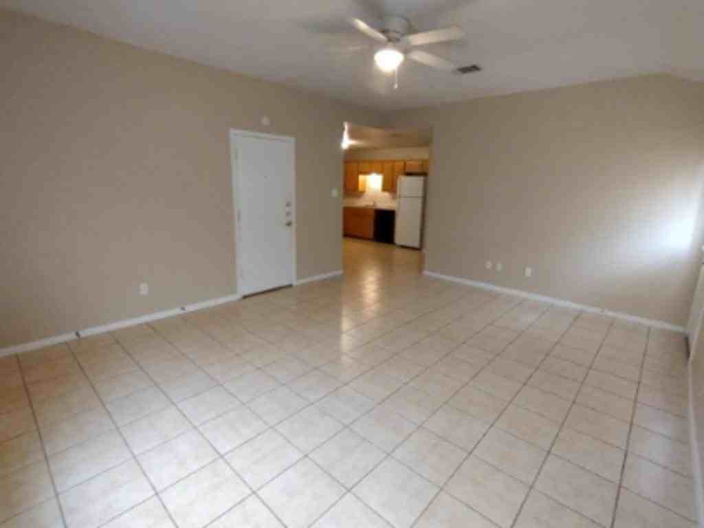 1619 Pima Trl #B - Photo 4 of 8