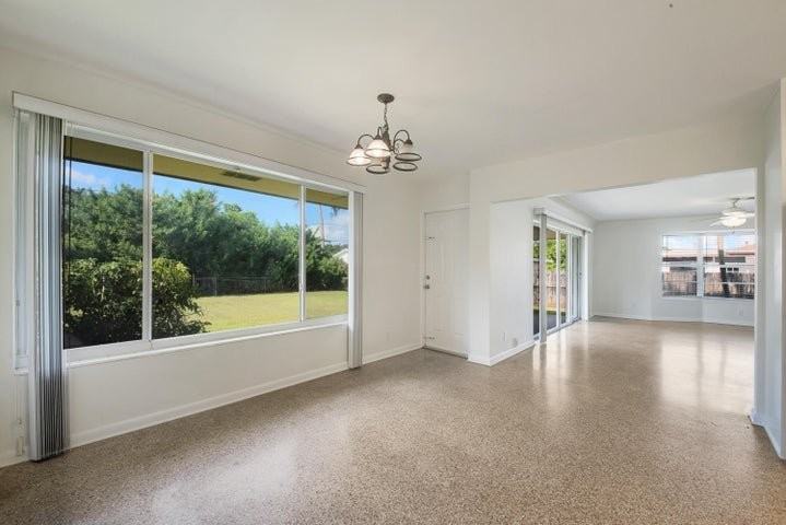 2022 Collier Ave - Photo 5 of 8