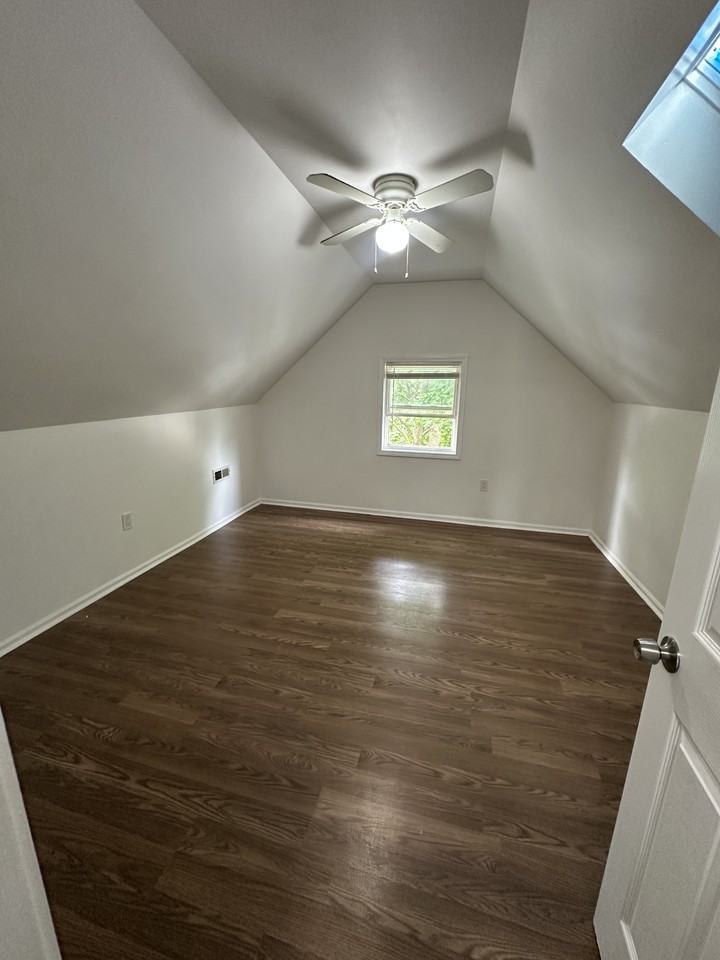 8435 S Colfax Ave #2 - Photo 4 of 10