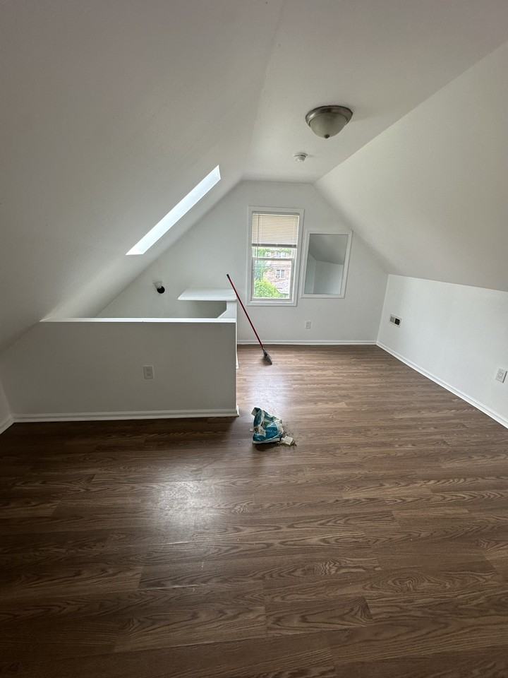 8435 S Colfax Ave #2 - Photo 6 of 10