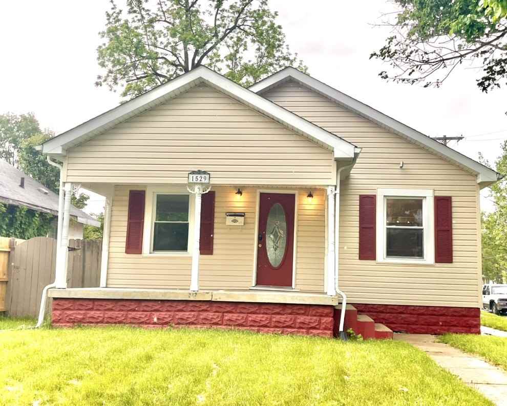 1529 W 2nd St #NA - Photo 2 of 17