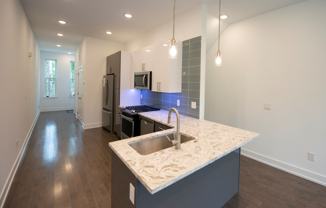 2639 W Jefferson St #1 - Photo 1 of 1