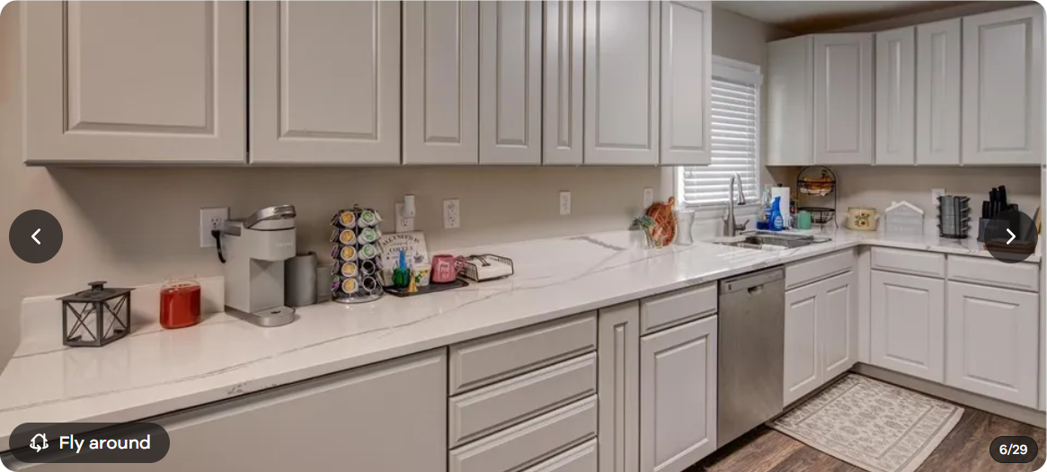 257 E North St #NA - Photo 4 of 15