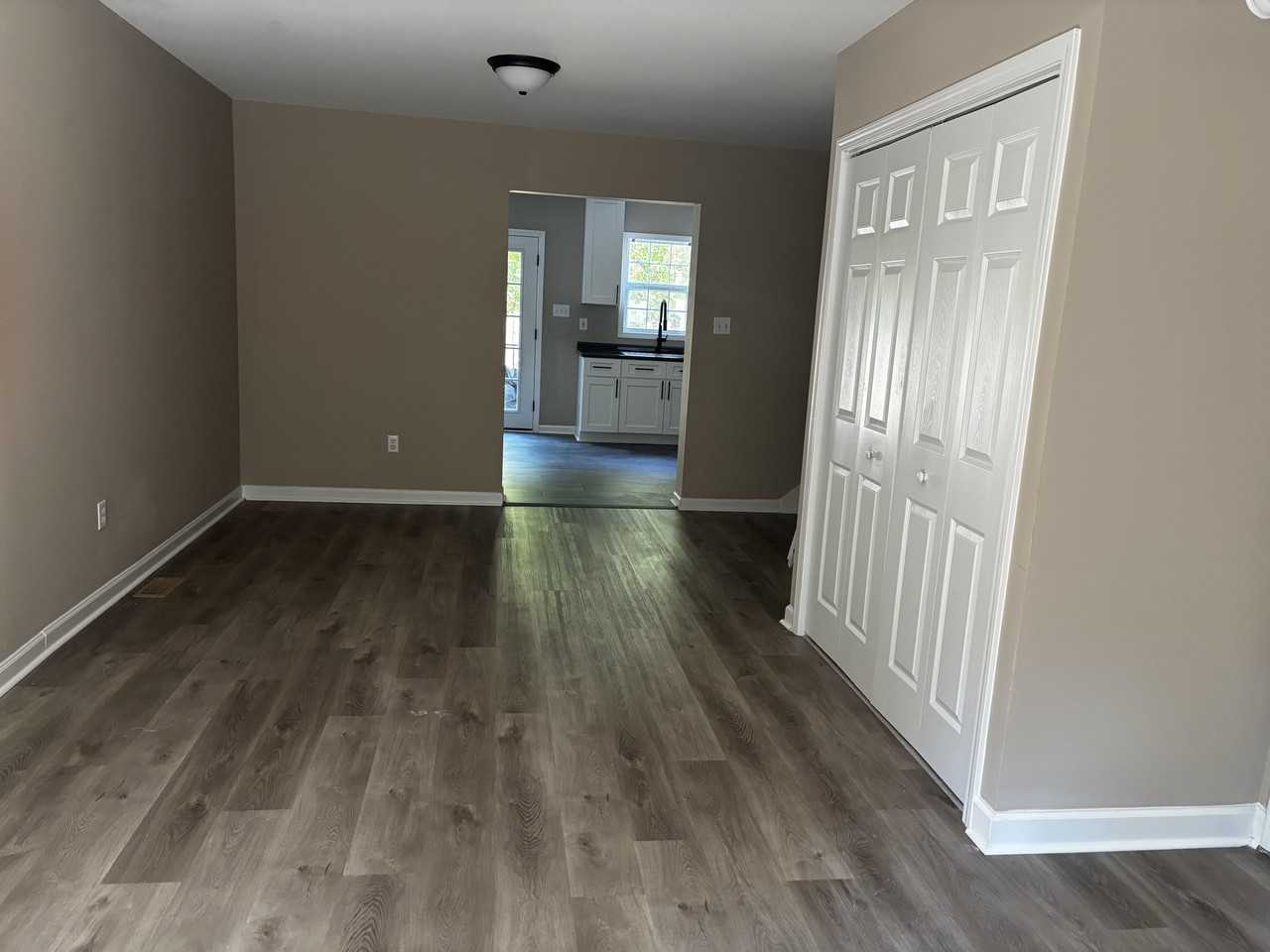 8517 Kangaroo Ct #8517 - Photo 6 of 9