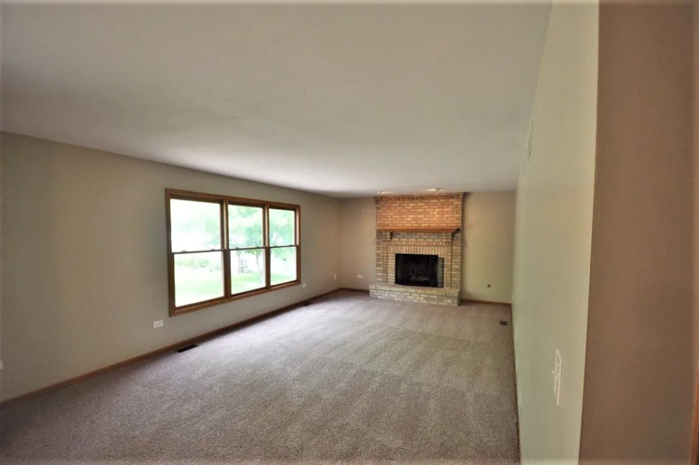 2958 Rebecca Dr #NA - Photo 2 of 11