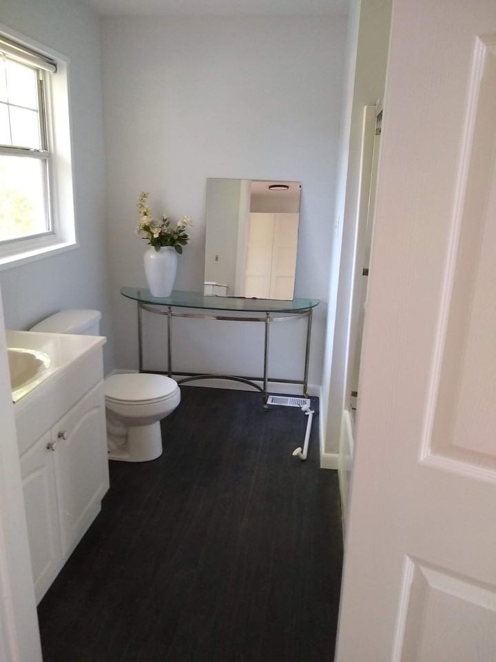 3119 Anthony Dr #NA - Photo 5 of 17
