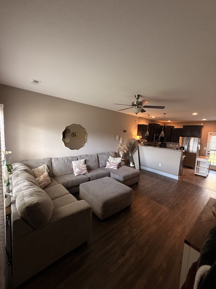 2410 Galesburg Way #NA - Photo 2 of 14