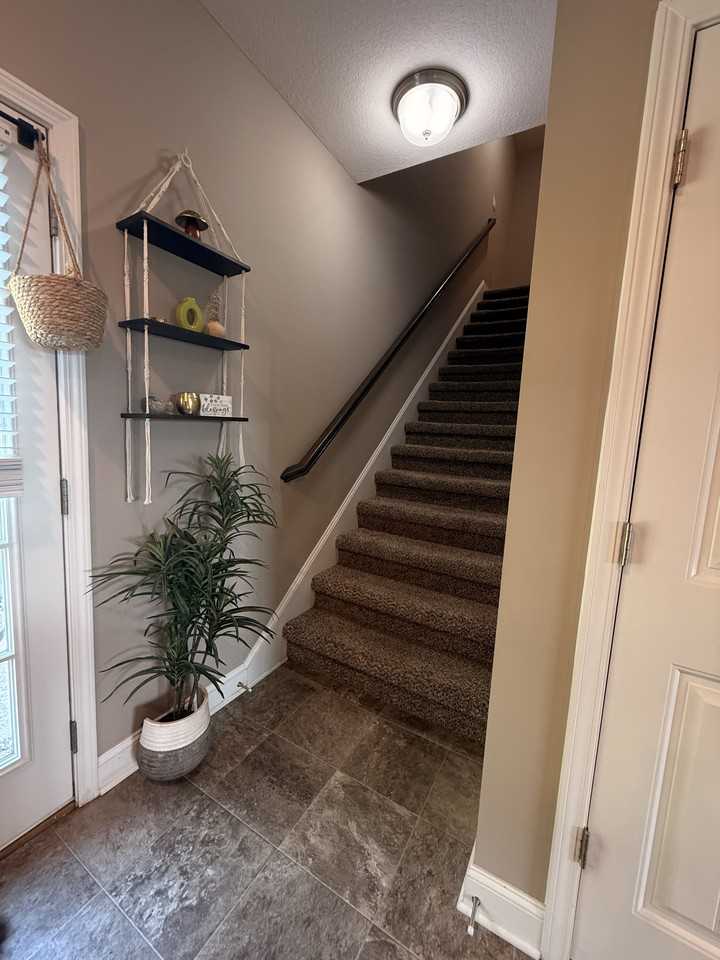 2410 Galesburg Way #NA - Photo 6 of 14