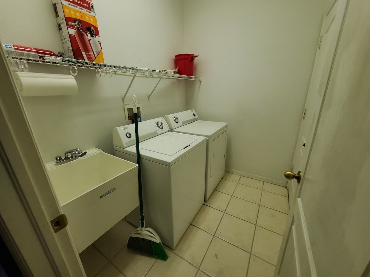 811 Innergary Pl #NA - Photo 3 of 16