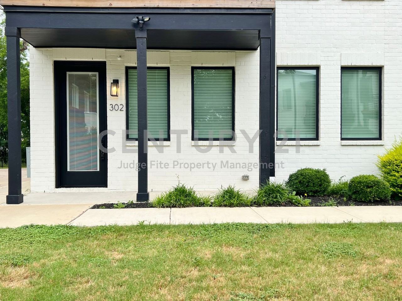 408 Dr Martin Luther King Jr Blvd #302