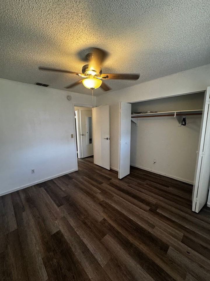 8935 Sw 102nd Pl - Photo 7 of 18