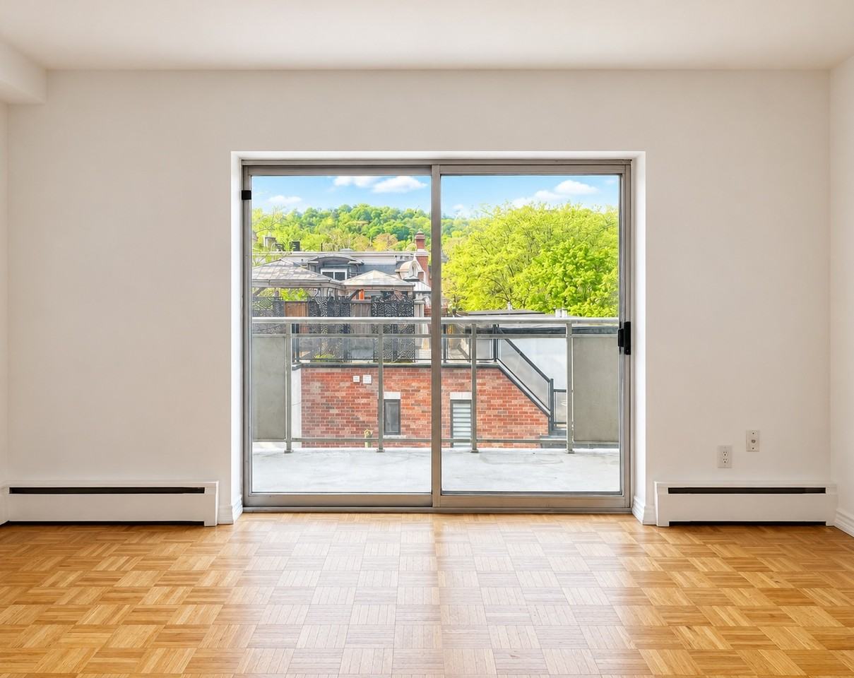 65 Charlton Avenue West #505 - Photo 5 of 9