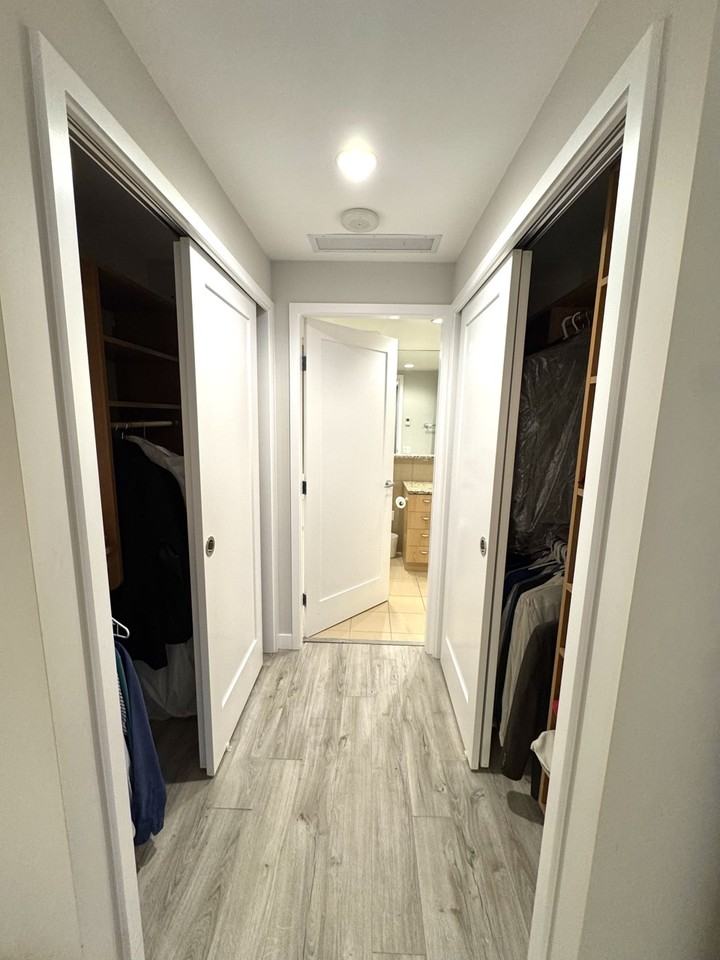 3382 Wesbrook Mall #1 - Photo 5 of 16