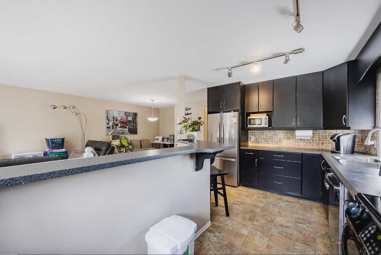 45821 Thomas Road - Photo 4 of 16