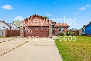 featured image of 3202 W Sunnybrook St