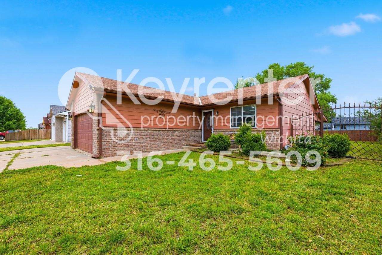 3202 W Sunnybrook St - Photo 2 of 33