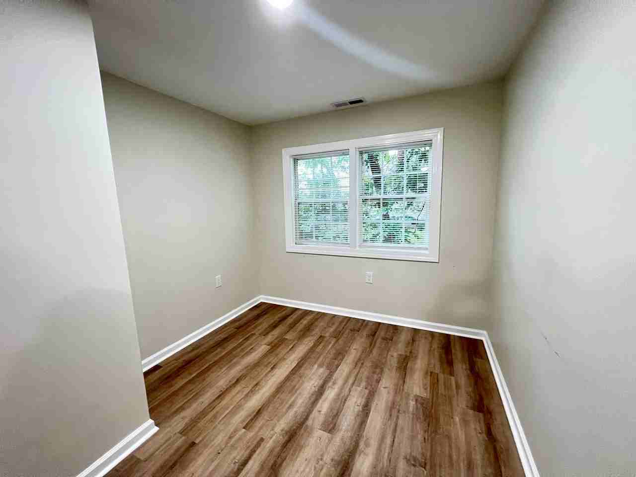 308 N Washington St - Photo 6 of 14